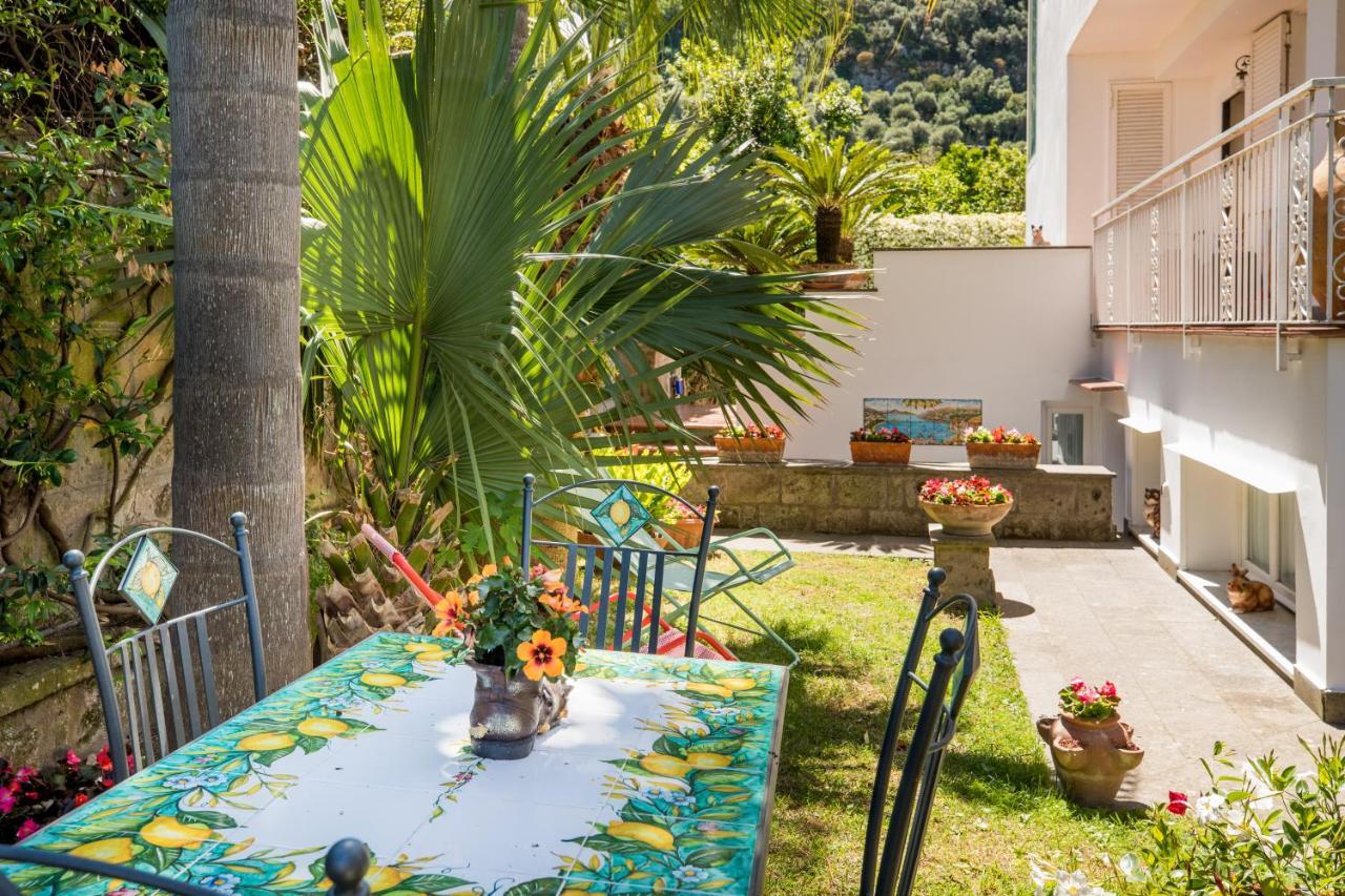 Casa Beatrice Bed and Breakfast Sorrento Buitenkant foto