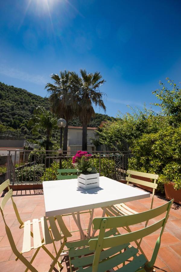 Casa Beatrice Bed and Breakfast Sorrento Buitenkant foto